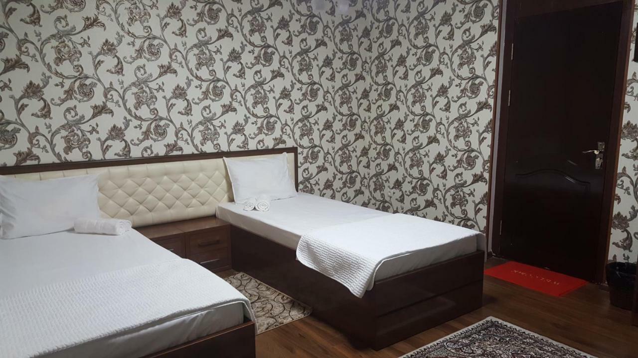 Rohat Hostel Qoʻqon Exterior foto